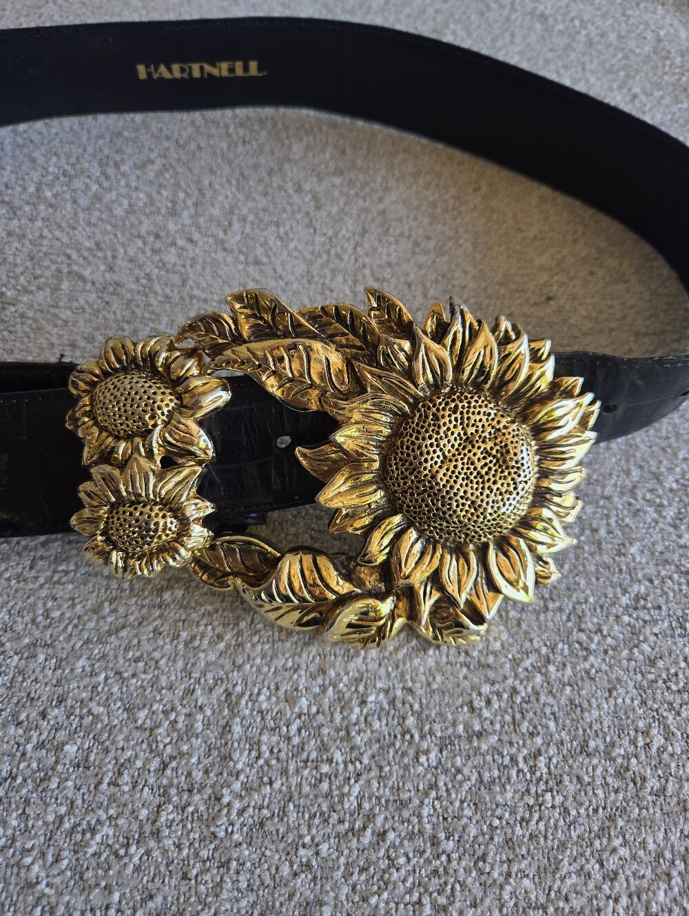 ​Vintage Hartnell Black Alligator Grain Sunflower Belt M - Picture 2 of 12